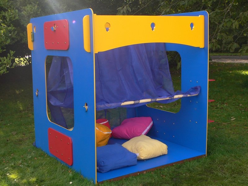 Recycled Plastic Theatre Play Den from Kedel